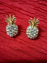 Load image into Gallery viewer, “Pineapple Pleasures”
